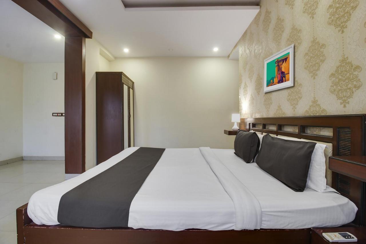Flagship Grand Sandarshini Inn Near Mgbs Bus Station Hyderabad Ngoại thất bức ảnh