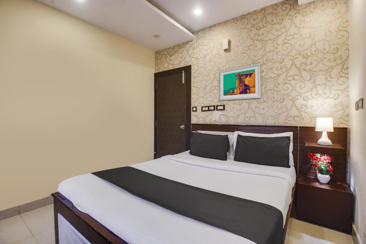 Flagship Grand Sandarshini Inn Near Mgbs Bus Station Hyderabad Ngoại thất bức ảnh